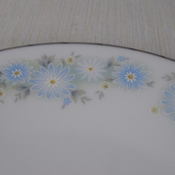 Noritake Blue Charm Flowers 4-Set Dinner Plates - Picture 9 of 11